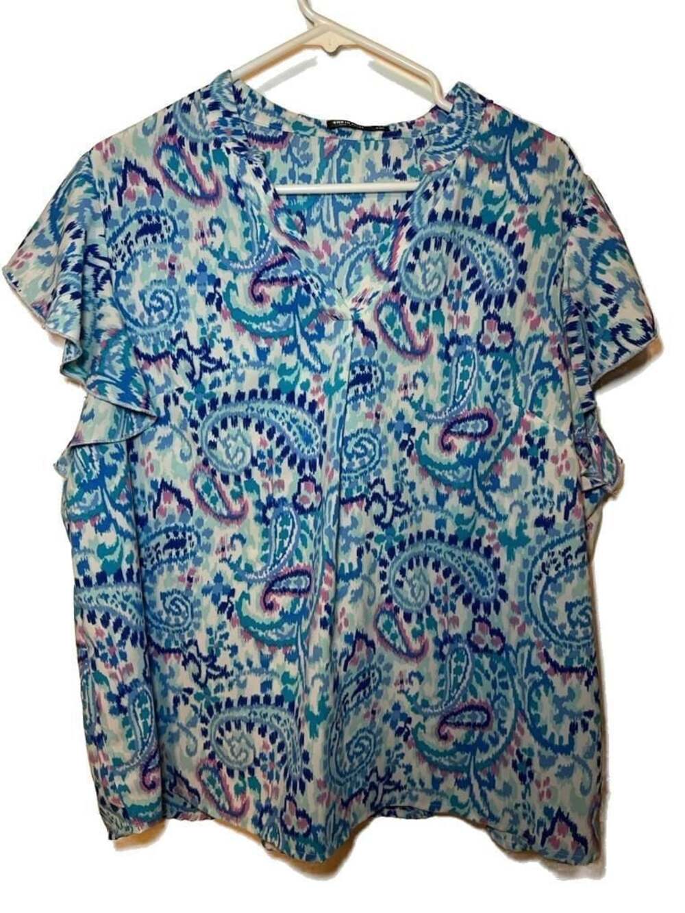 SHEIN Curve Plus Paisley Print Butterfly Sleeve Notched Neck Blouse